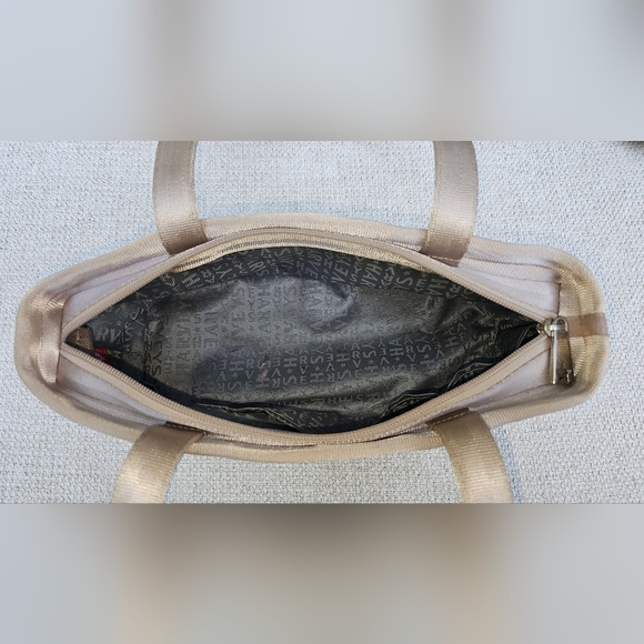 Harveys Tan Cream Color Seatbelt Bag Medium Size - Picture 5 of 10